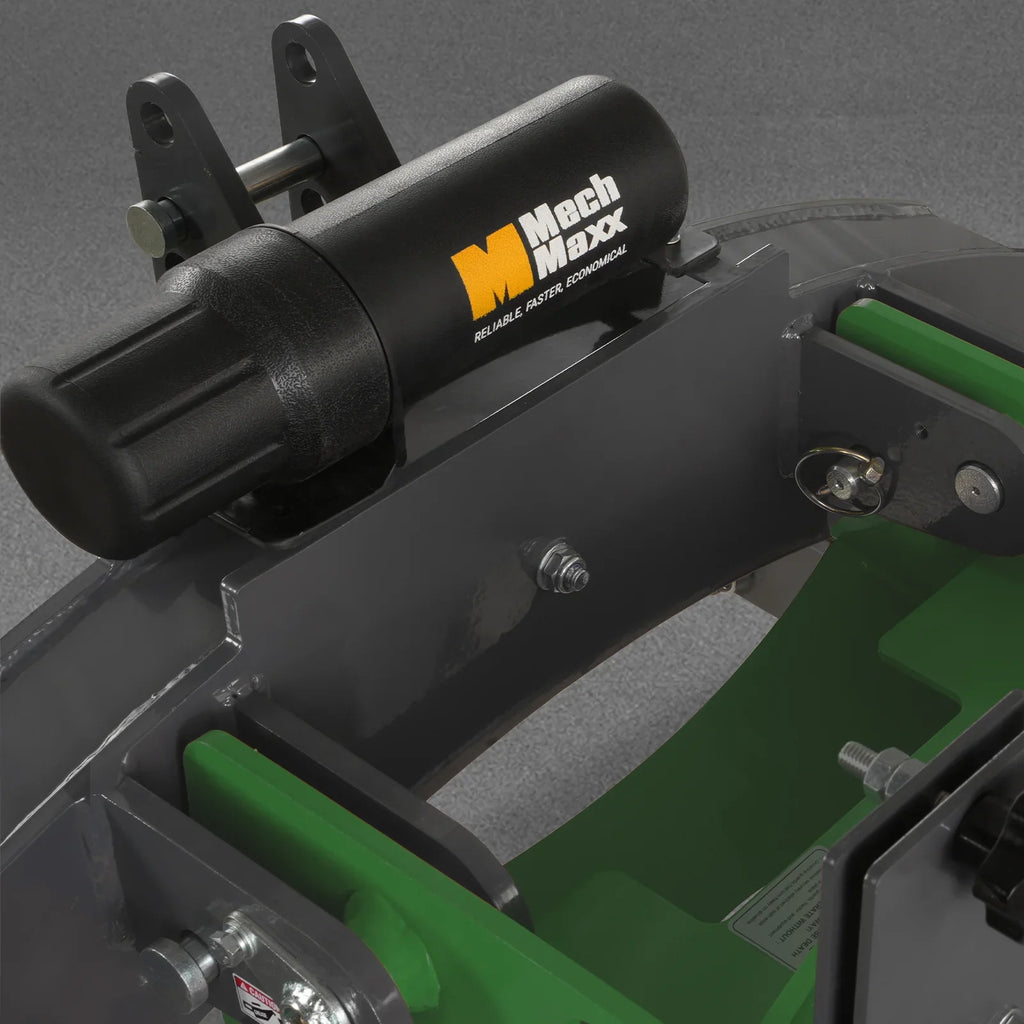3-Point Hitch PTO Stump Grinder with 34 Carbide Teeth (PTO Shaft Included with Slip Clutch),  for 15-45HP Tractor,  SG24