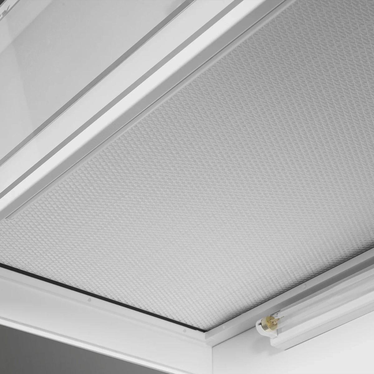 53.5″ Wide CB-V2 Vertical Laminar Flow Clean Bench with HEPA Filtration & UV Sterilization | ISO Class 5