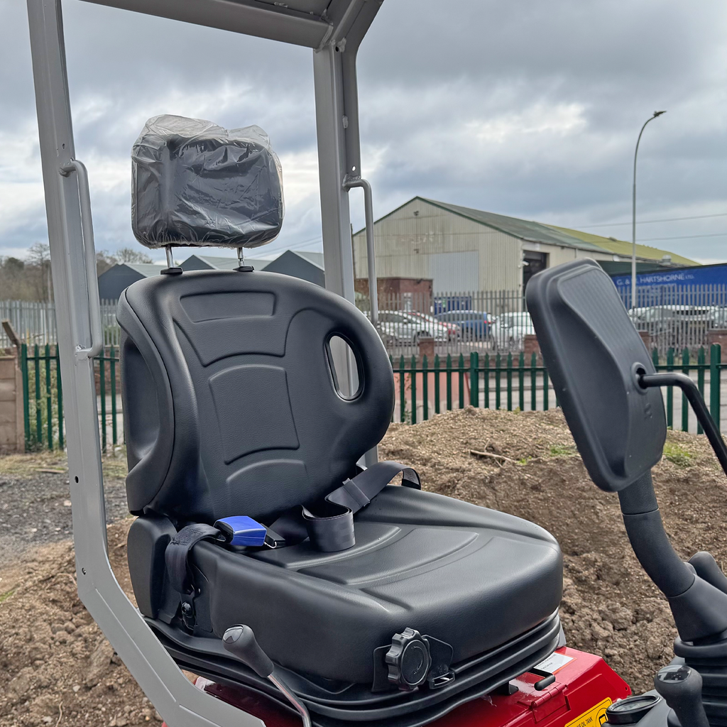 CREX6-M Petrol 600kg Micro / Mini Excavator Digger Loncin Engine