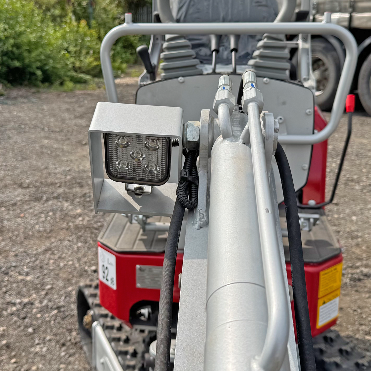 CREX6-M Petrol 600kg Micro / Mini Excavator Digger Loncin Engine