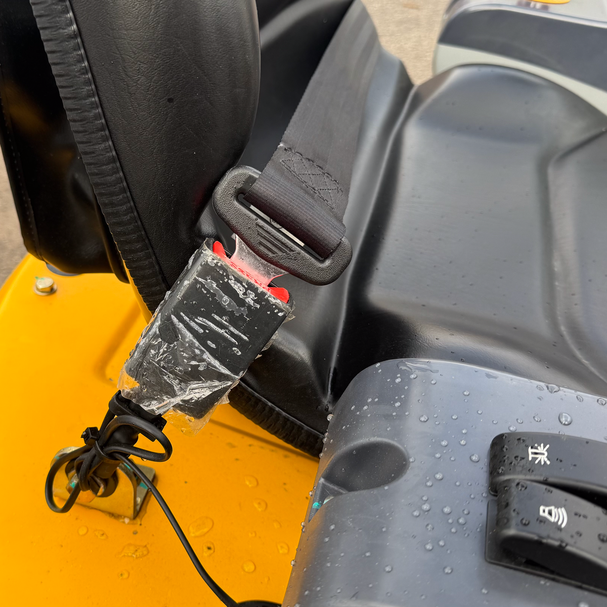 Shantui SE12 Mini Excavator | Kubota Engine Euro Stage 5 | 1200kg | 3 Cylinder