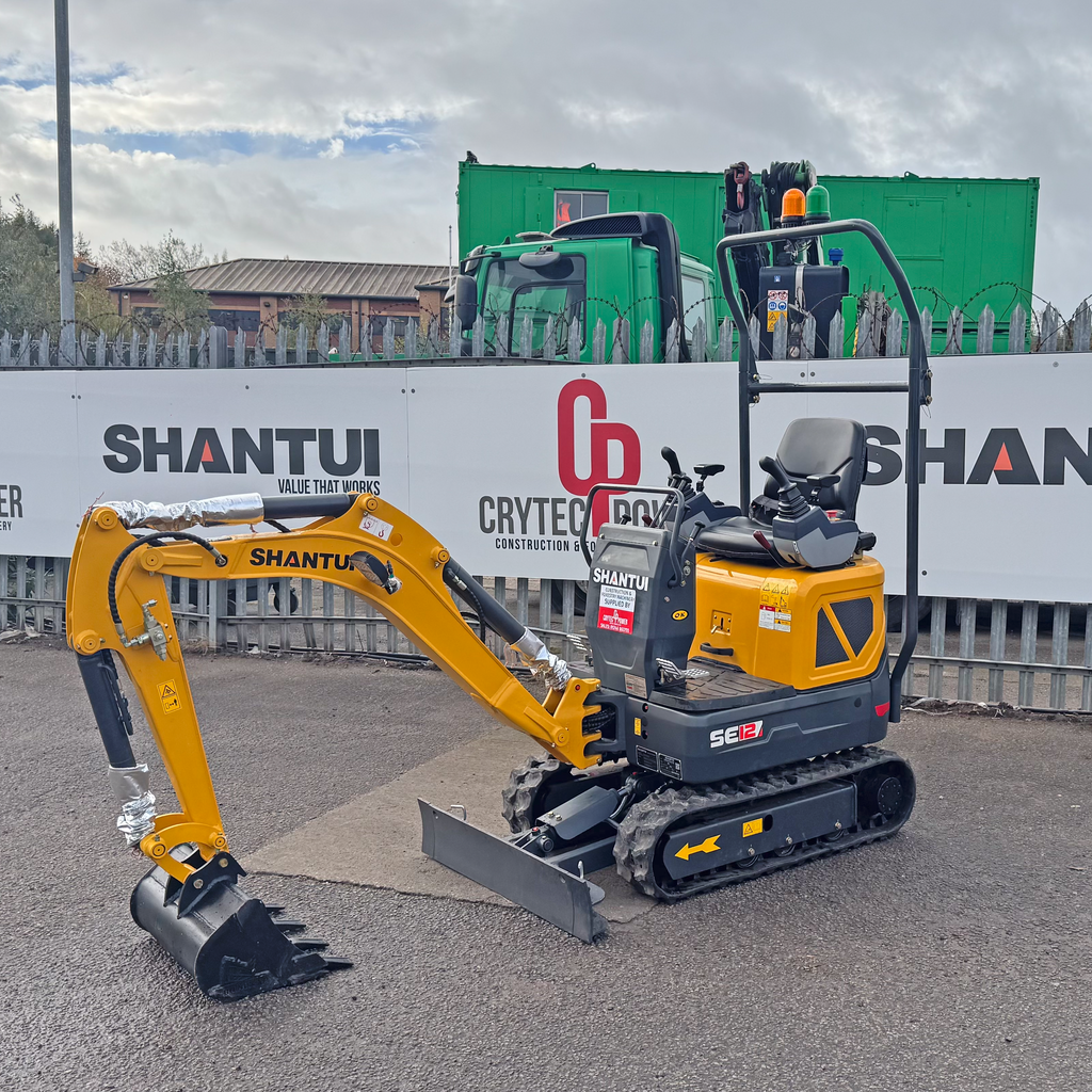 Shantui SE12 Mini Excavator | Kubota Engine Euro Stage 5 | 1200kg | 3 Cylinder