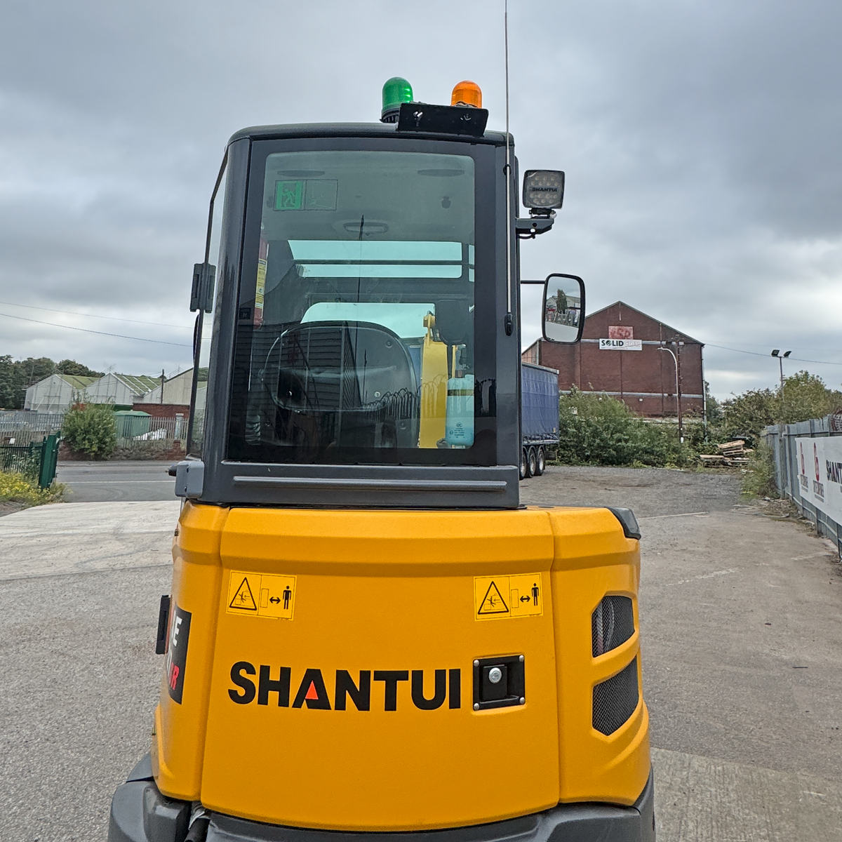 Shantui SE27SR Mini Excavator | Yanmar Engine Euro Stage 5 | 2750kg | 3 Cylinder
