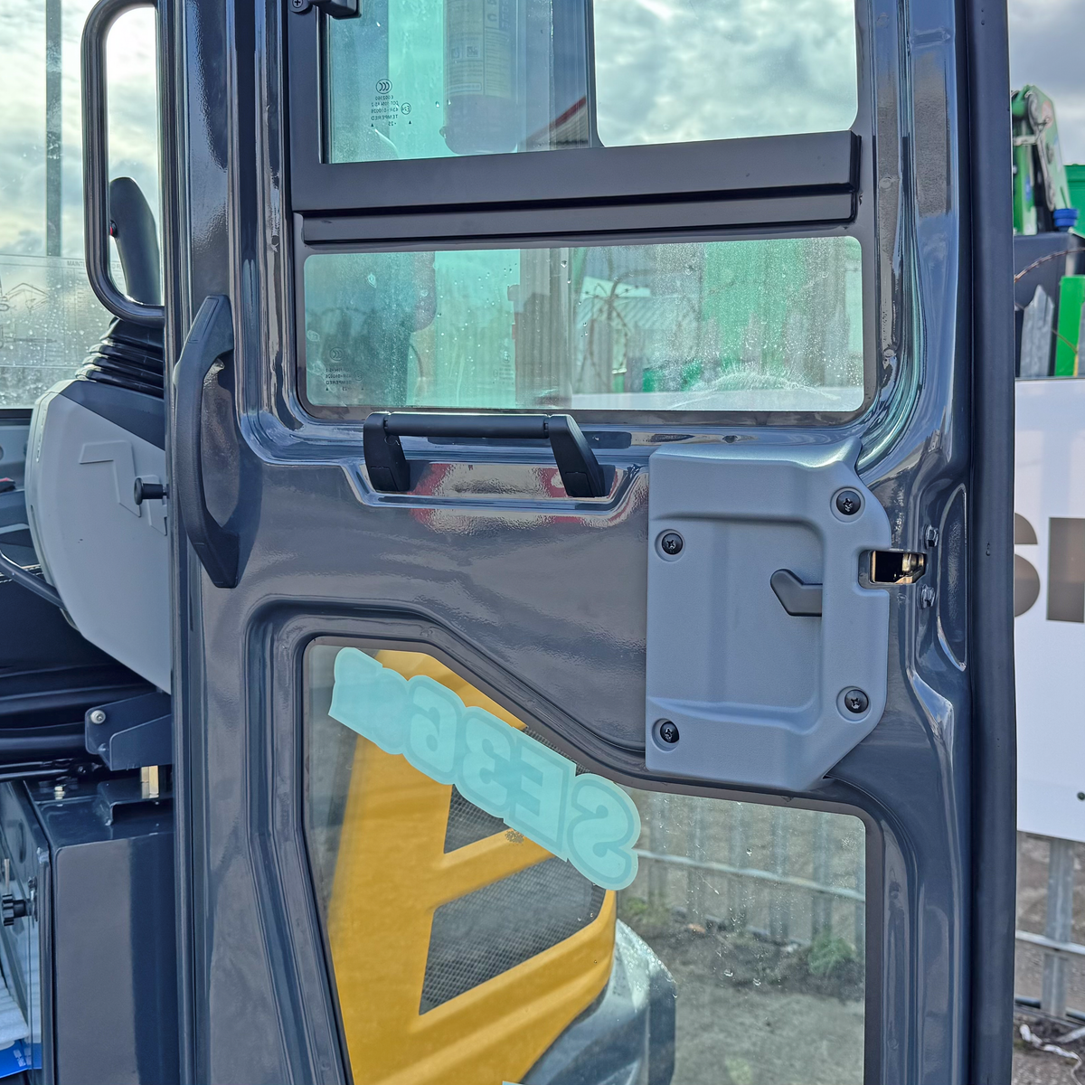 EX Demo Shantui SE36SR Mini Excavator | Yanmar Engine Euro Stage 5 | 3800kg | 3 Cylinder