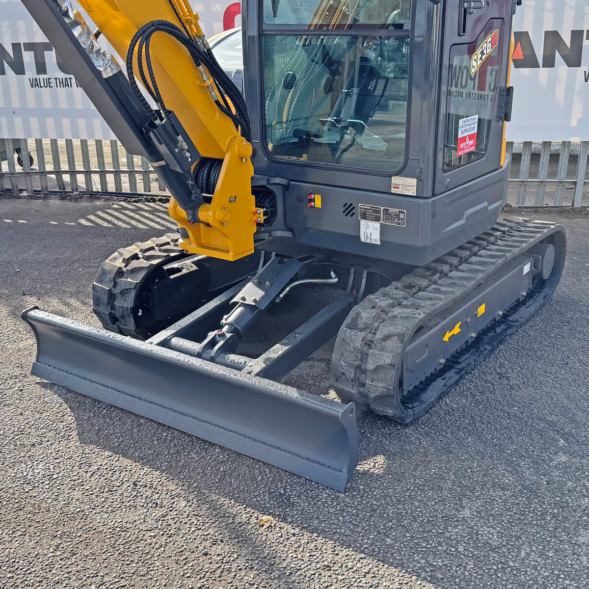 EX Demo Shantui SE36SR Mini Excavator | Yanmar Engine Euro Stage 5 | 3800kg | 3 Cylinder