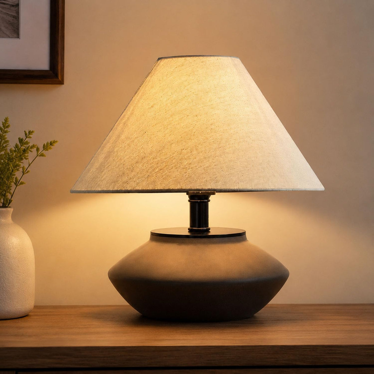 Luminiq Farmhouse Ceramic Table Lamp – Black Base, Linen Shade