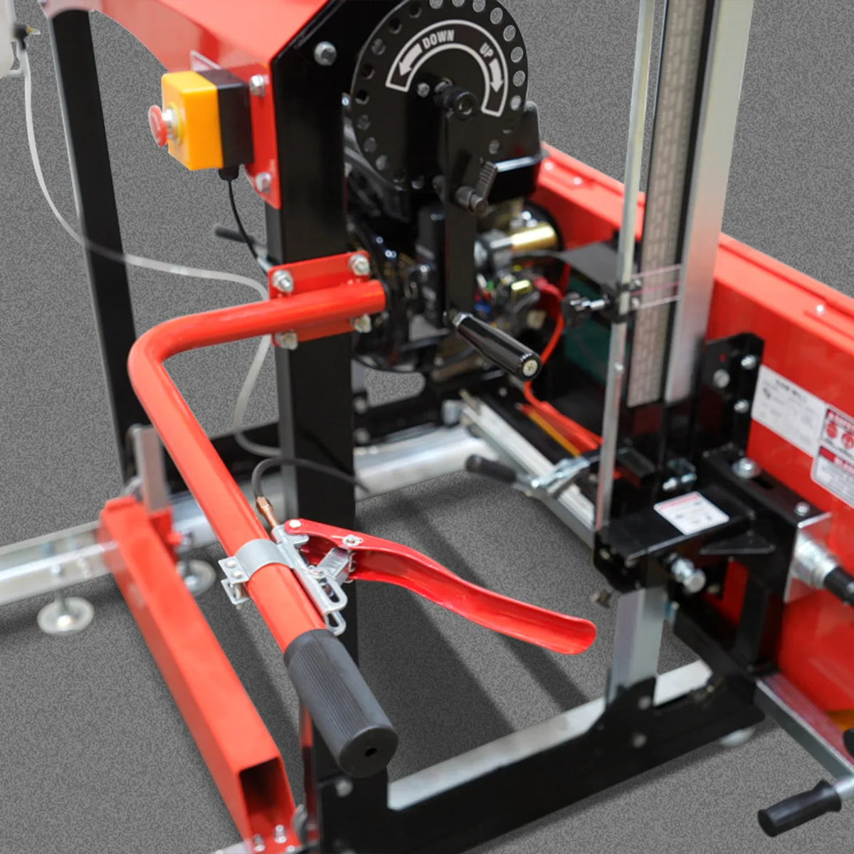 32" Portable Sawmill,  420cc 15HP DUCAR E-Start Gasoline Engine,  29" Board Width,  13' Track Length ,  SM32